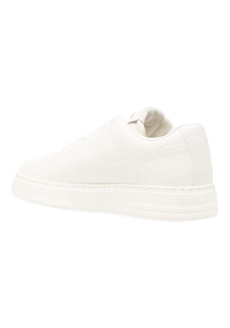 SNEAKERS IN PELLE CON LOGO LATERALE EMPORIO ARMANI | Sneakers | X4X677 XF80500894